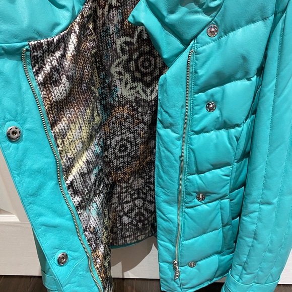 Danier Jacket - Picture 3 of 6